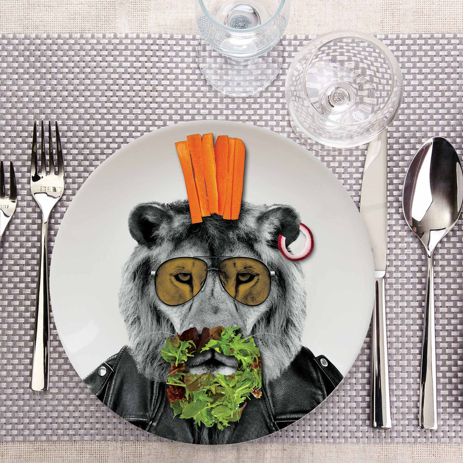 Wild 2025 dining plates